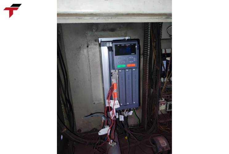 Frequency Inverter- AC Drives VH1 VH6 XINJE Frequency Inverter- AC Drives VSD VFD SPEED Converter WUXI rm580 3ph415v 0.75kw/1.5kw ready stock - Image 1